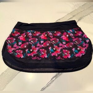 Lululemon Hotty Hot Skirt II SIZE 8